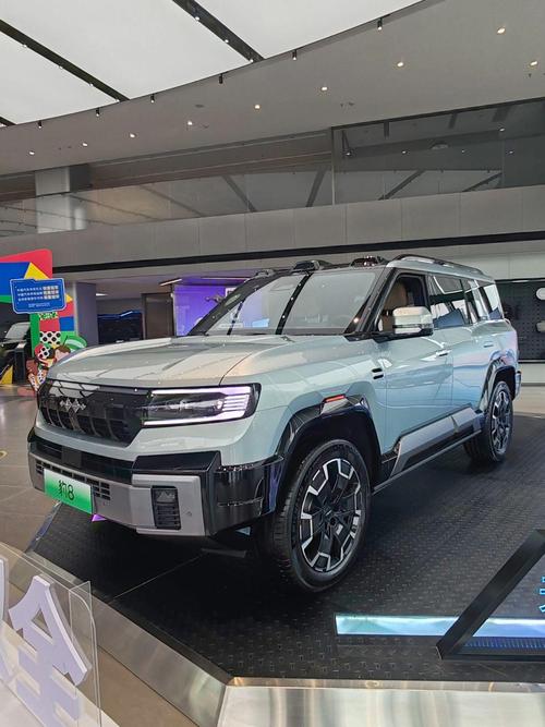 佛山顺德区嘉顺泽企业管理咨询比亚迪方程豹硬派越野的爆款，英菲尼迪35周年与你共成长